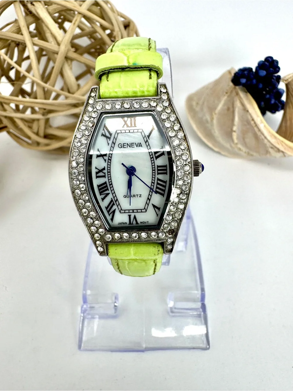Vintage Y2K Era Geneva Platinum Color Rhinestone Cuff Ladies Watch New Battery